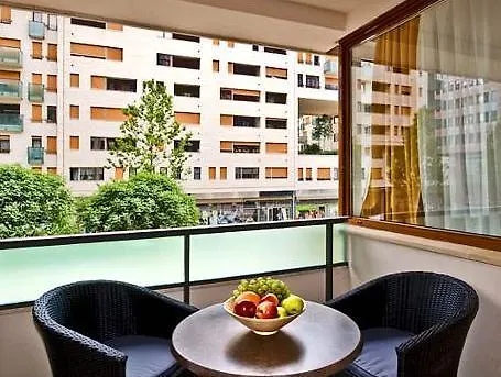 Corvin Lux Aparthotel Budapest 4*,